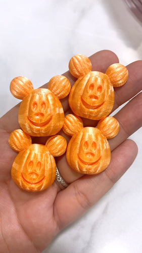 Mini mouse pumpkin centers